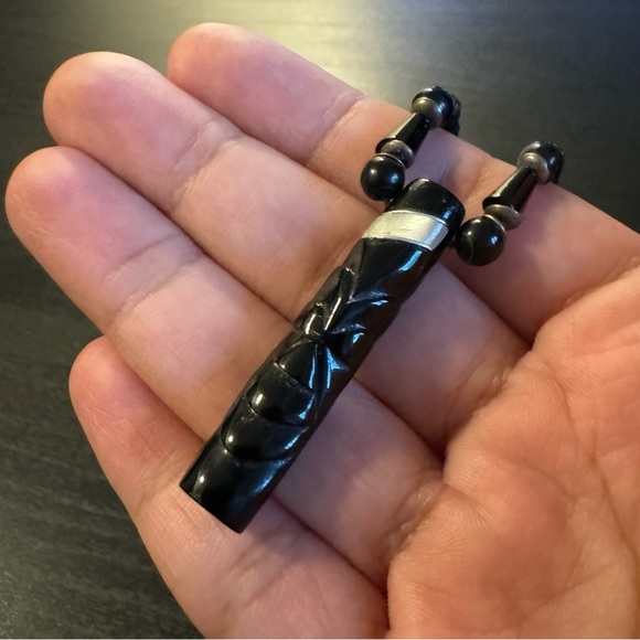 ⚜️3 for $30⚜️ Monochrome Textured Bar Pendant Necklace (Black and White) - Picture 7 of 10